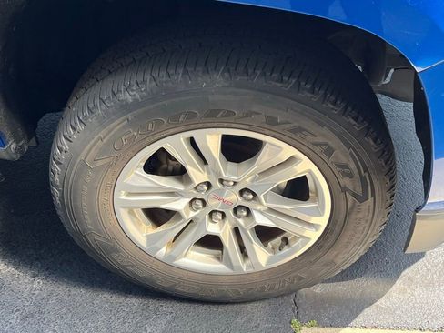 Used 2019 GMC Canyon SLE w/ SLE Convenience Package image 4