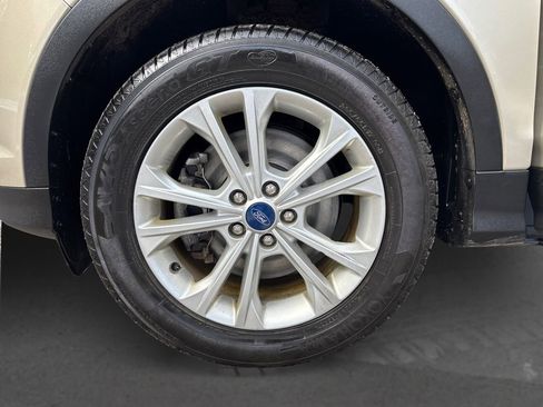 Used 2018 Ford Escape SE AWD/4WD image 12