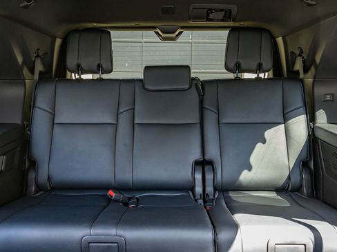 Used 2026 Toyota Sequoia Platinum AWD/4WD image 38