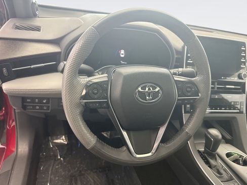 Used 2019 Toyota Avalon Limited w/ Advanced Safety Package FWD image 12
