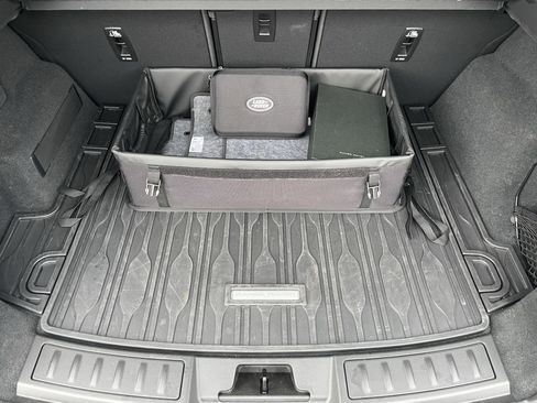 Certified 2024 Land Rover Range Rover Evoque S image 34