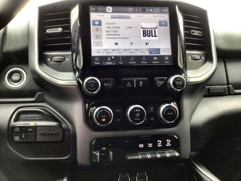 Used 2022 RAM 3500 Lone Star w/ Night Edition image 13