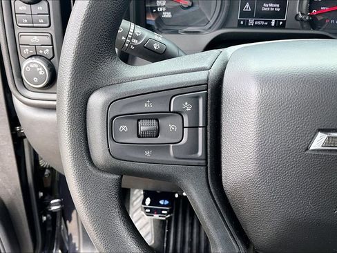 Used 2022 Chevrolet Silverado 1500 Custom Trail Boss AWD/4WD image 12