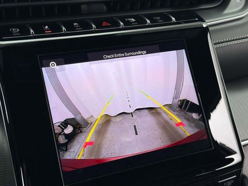 New 2025 Jeep Grand Cherokee Altitude image 31