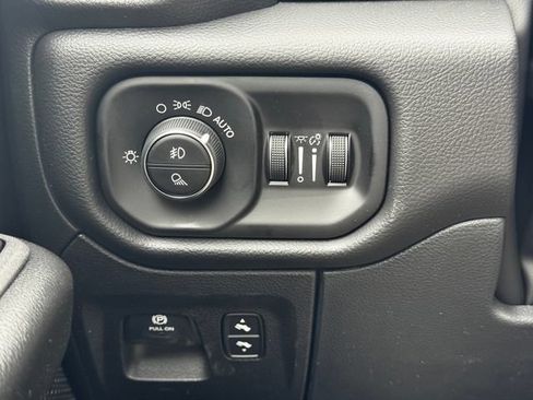New 2026 RAM 1500 Big Horn AWD/4WD image 23
