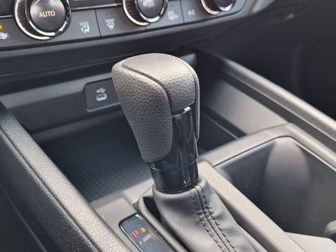 Used 2025 Honda Accord SE image 19