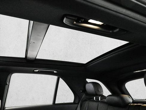 Certified 2025 Mercedes-Benz GLE 450e 4MATIC image 21