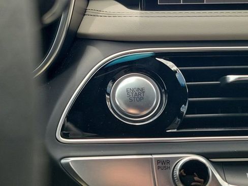 Used 2023 Genesis G70 2.0T w/ Sport Prestige Package image 29