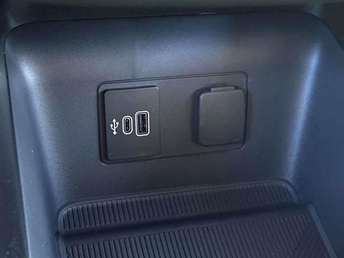 New 2026 Ford Explorer Active RWD image 19