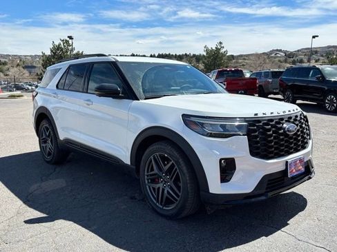 New 2026 Ford Explorer ST w/ Sun And Sound Package image 8