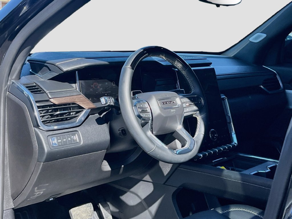 Used 2024 GMC Acadia Denali w/ Super Cruise Package AWD/4WD image 9