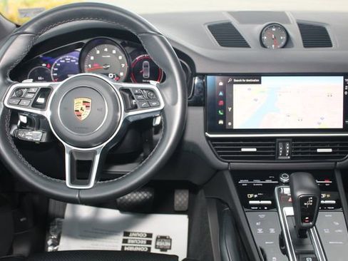 Certified 2023 Porsche Cayenne image 6