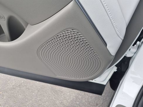 New 2027 Hyundai Palisade Limited FWD image 27