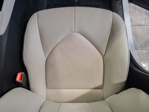 Used 2025 Toyota Grand Highlander AWD Hybrid image 34