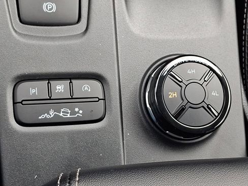 New 2026 Ford Ranger Lariat w/ FX4 Off-Road Package image 17