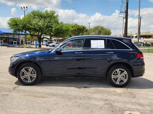 Used 2020 Mercedes-Benz GLC 300 image 4