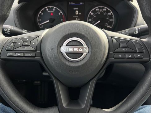 Used 2025 Nissan Altima 2.5 S image 8