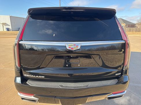 Used 2023 Cadillac Escalade ESV Premium Luxury image 3