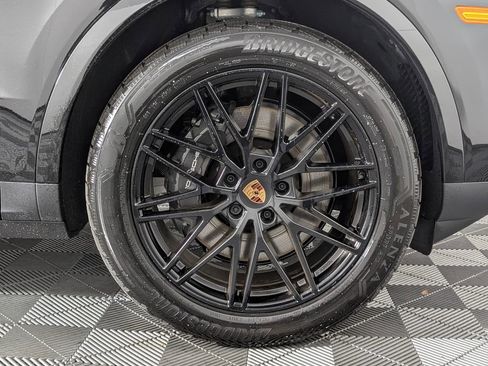 New 2026 Porsche Cayenne Coupe image 15
