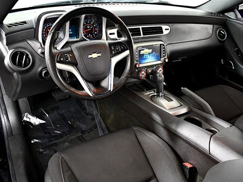 Used 2013 Chevrolet Camaro LT image 20