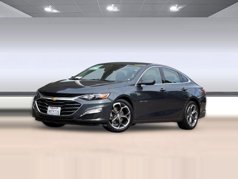 Used 2021 Chevrolet Malibu LT FWD image 2