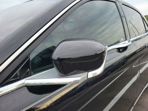Used 2019 Lincoln Continental Reserve FWD image 7
