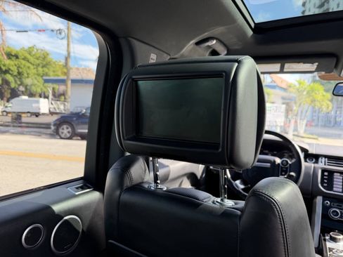 Used 2014 Land Rover Range Rover Supercharged AWD/4WD image 19