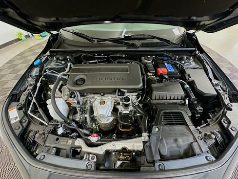 Used 2025 Honda Civic Sport image 33