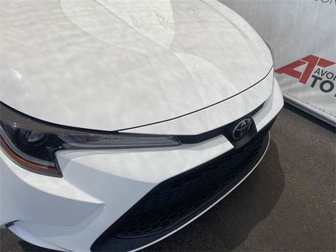 Certified 2021 Toyota Corolla LE FWD image 10