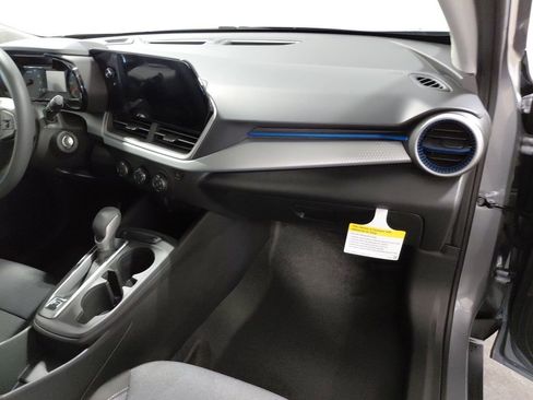 New 2026 Chevrolet Trax LS w/ LS Convenience Package FWD image 22