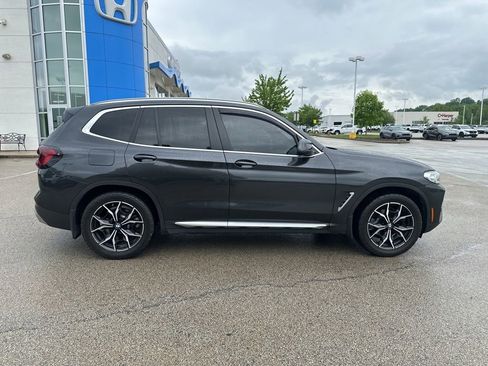 Used 2022 BMW X3 xDrive30i AWD/4WD image 2
