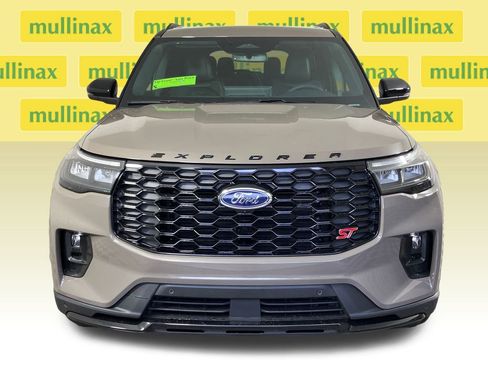 New 2026 Ford Explorer ST w/ Sun And Sound Package image 16
