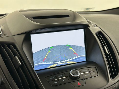 Used 2018 Ford Escape SE w/ Ford Safe & Smart Package AWD/4WD image 41