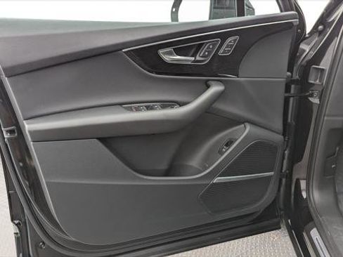 Used 2022 Audi Q7 3.0T Premium Plus w/ Premium Plus Package image 13