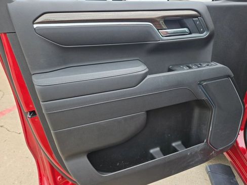 Used 2025 Chevrolet Silverado 1500 RST RWD image 10