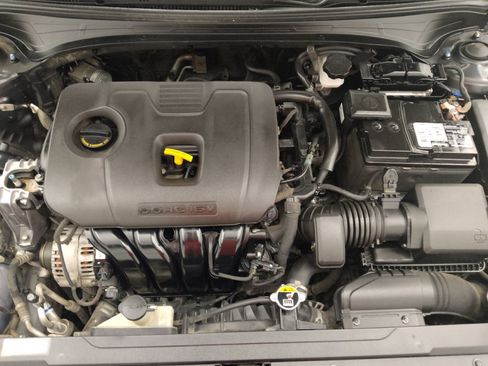 Used 2021 Kia Forte LXS FWD image 30