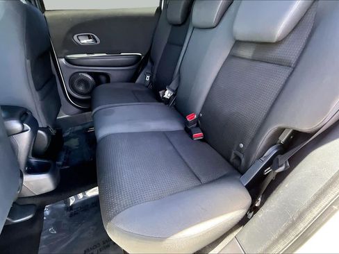 Used 2020 Honda HR-V Sport image 19