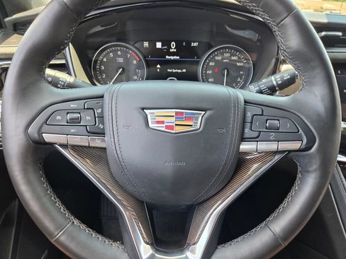 Used 2025 Cadillac XT6 Premium Luxury w/ Platinum Package AWD/4WD image 32