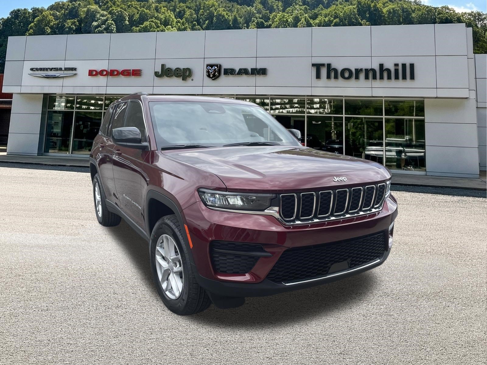 New 2026 Jeep Grand Cherokee Laredo X AWD/4WD image 1