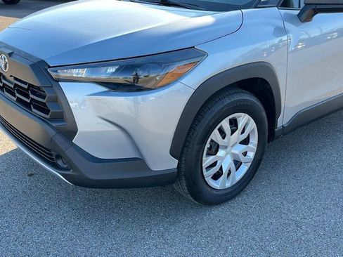 Used 2026 Toyota Corolla Cross L image 11