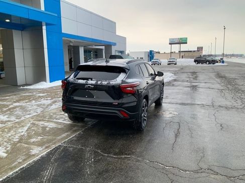 Certified 2024 Chevrolet Trax RS w/ Sunroof Package image 7