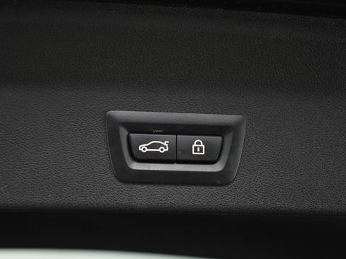 Used 2019 BMW X3 xDrive30i w/ Convenience Package image 17