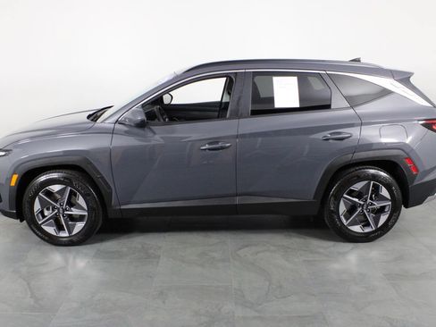 Used 2026 Hyundai Tucson SEL FWD image 14