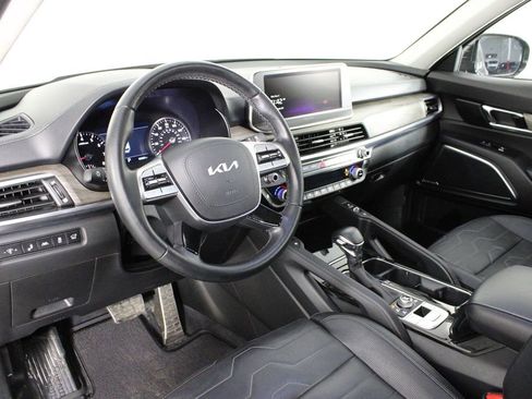 Used 2022 Kia Telluride SX w/ SX Prestige Package image 27