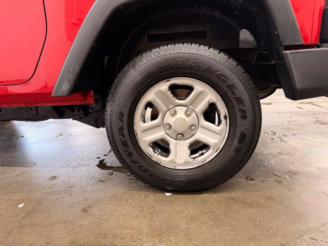 Used 2012 Jeep Wrangler Sport AWD/4WD image 4