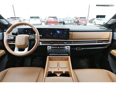 Certified 2025 Hyundai Santa Fe Limited image 12