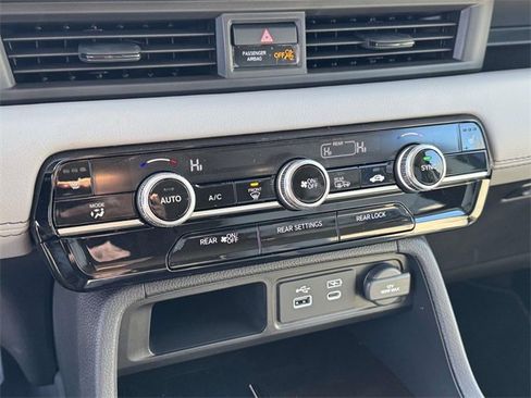 New 2025 Honda Pilot EX-L image 25