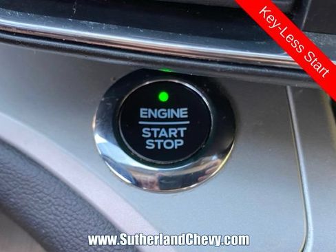 Used 2021 Ford Explorer XLT w/ Equipment Group 202A AWD/4WD image 24