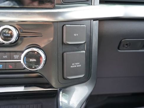 Used 2022 Ford F150 Lariat w/ Equipment Group 502A High AWD/4WD image 18