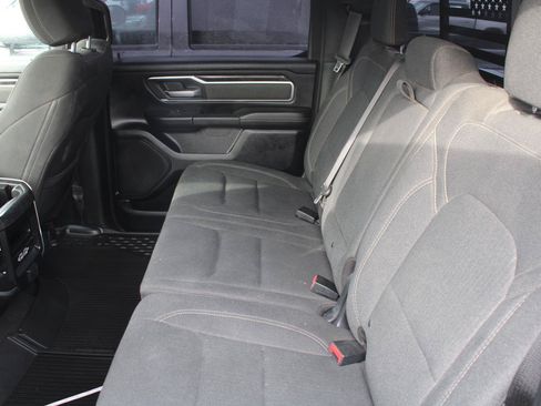 Used 2019 RAM 1500 Big Horn AWD/4WD image 7